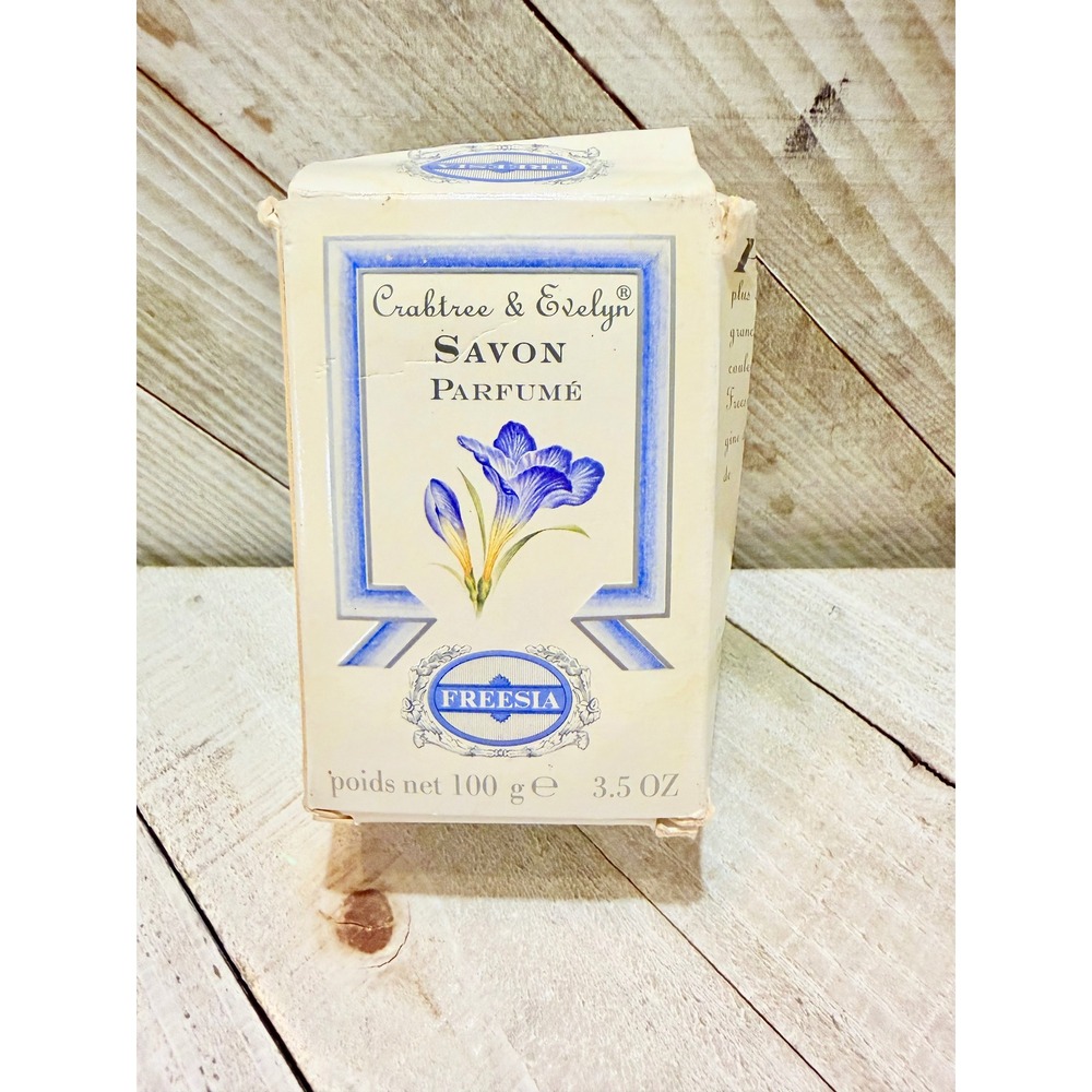 Vintage‎ 1993 Crabtree & Evelyn Freesia Savon Parfumé Soap Bar 3.5oz 100g Boxed